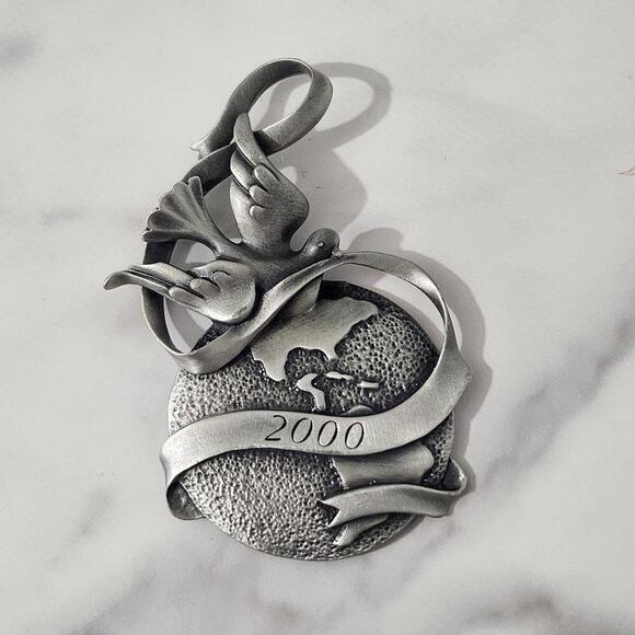 3/$25 2000 Avon Source of Fine Collectibles Pewter Peaceful Millennium Ornament - Picture 1 of 4
